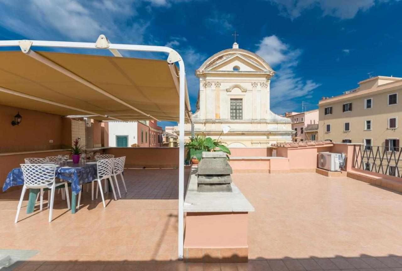 Апартаменты Attico Medieval Sea View Неттуно Экстерьер фото