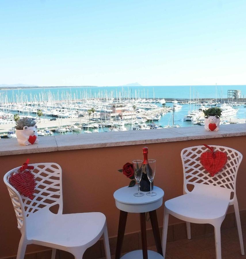 Апартаменты Attico Medieval Sea View Неттуно Экстерьер фото
